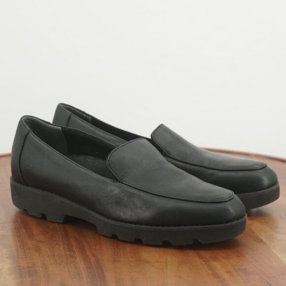 E1-13/ Vionic Womens Kensley Slip On Loafers Size 6.5 Black Leather Orthotic - Picture 1 of 9